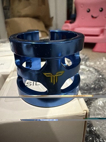 Blue scooter wheel with built - blue,